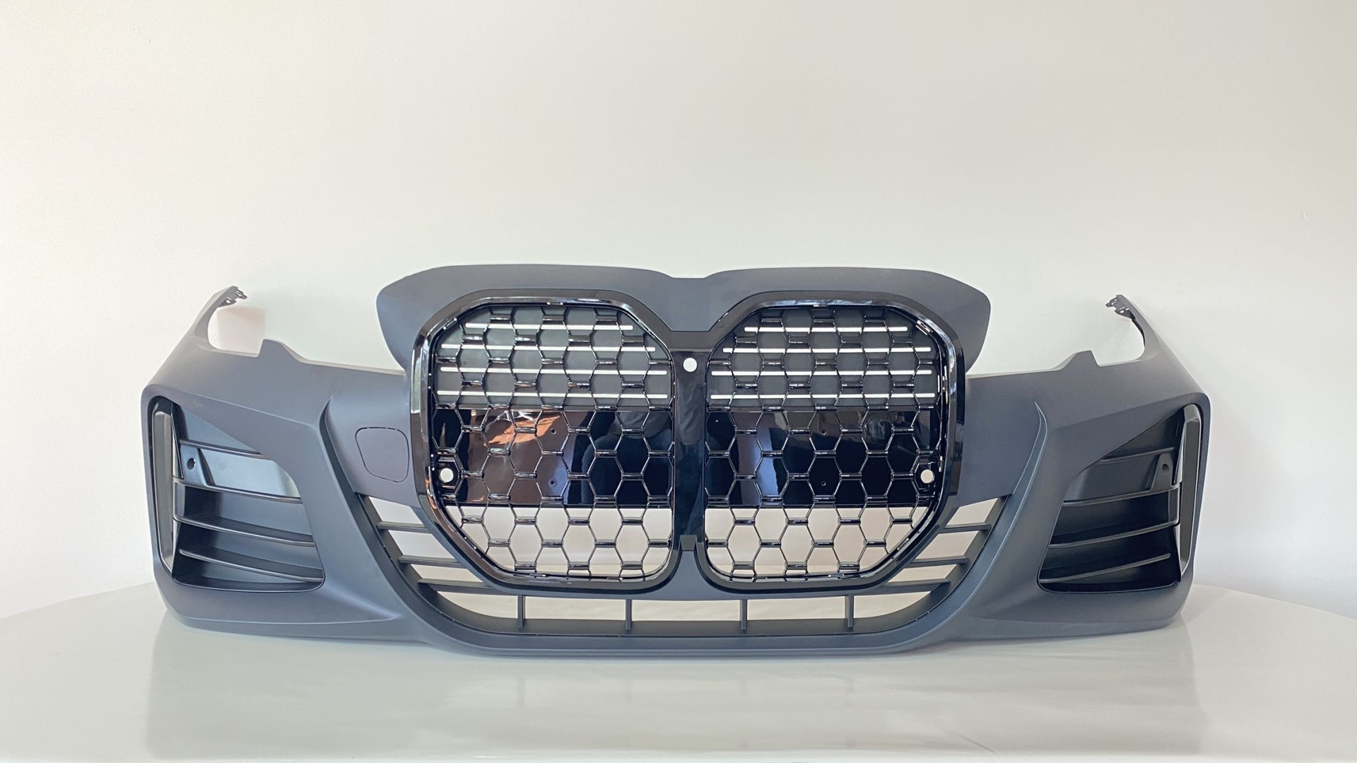 Branik i par Bmw 3 G20 19-22 ne G22